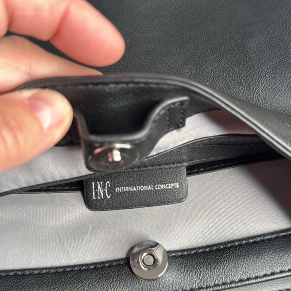 INC-Judith-Convertible-Quilted-Crossbody-Black - Picture 7 of 11